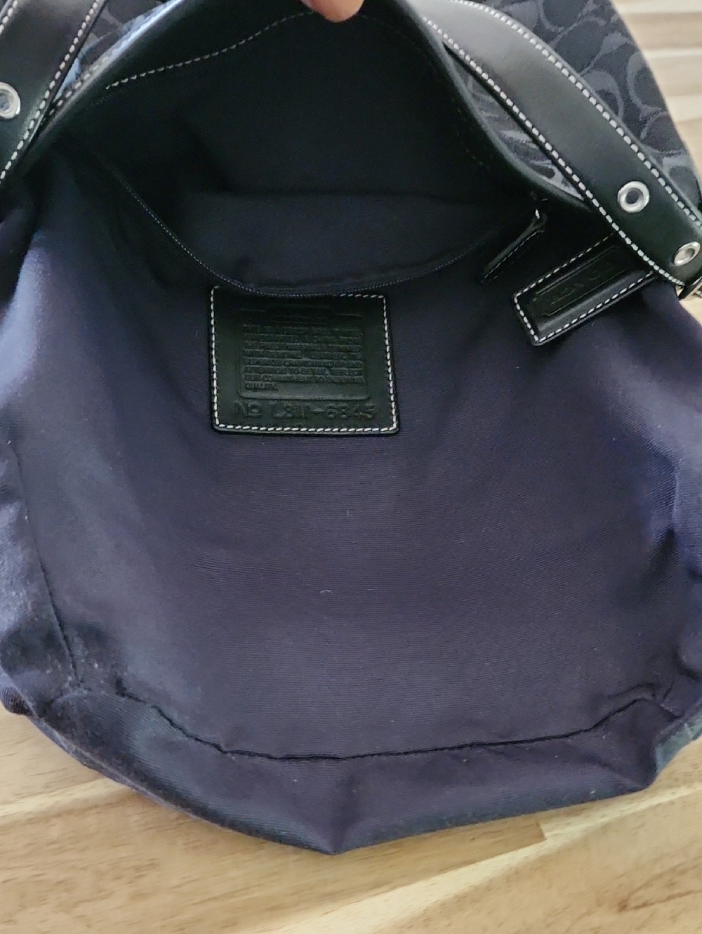 Coach Black Signature Hampton Slim Clip Hobo Vintage Bag Purse Demi Pouch - Picture 7 of 8